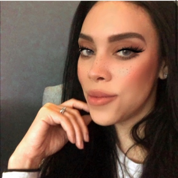 YOUR POSHER - Picture 1 of 1